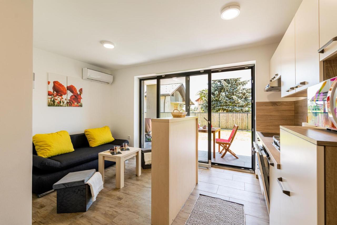 Apartmaji Banonia Verzej Luaran gambar