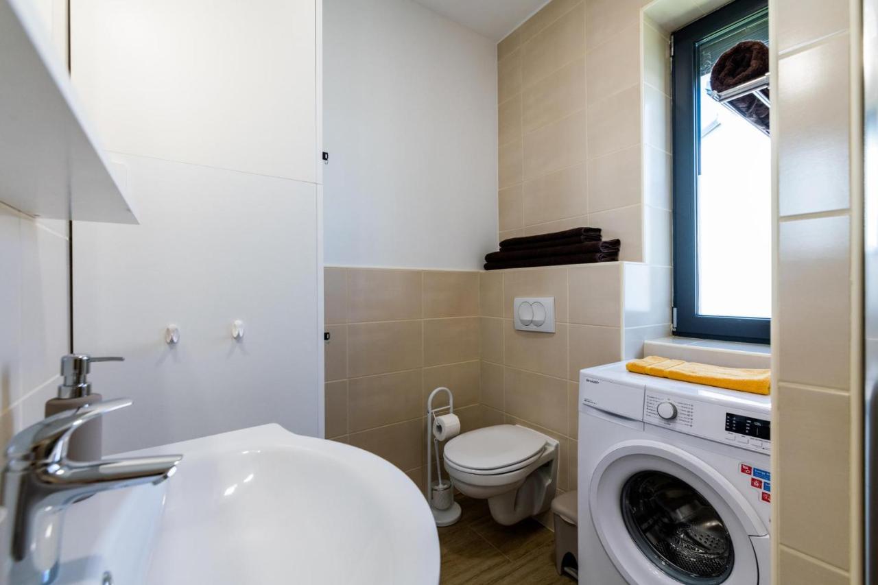 Apartmaji Banonia Verzej Luaran gambar