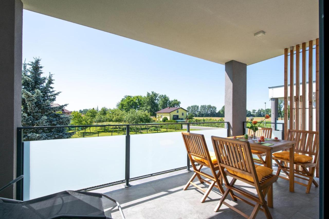 Apartmaji Banonia Verzej Luaran gambar