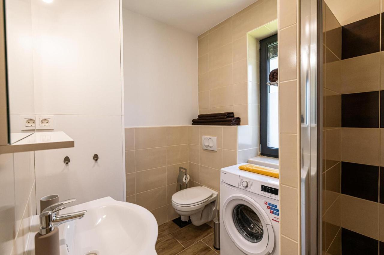 Apartmaji Banonia Verzej Luaran gambar